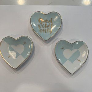 Set Of 3 Mint Green /White/ Gold  Good Vibes Only/ Hearts Decorative Dishes- New